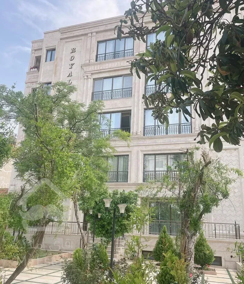 فروش آپارتمان ۱۶۹ متری ( کم واحد ) جنوبی