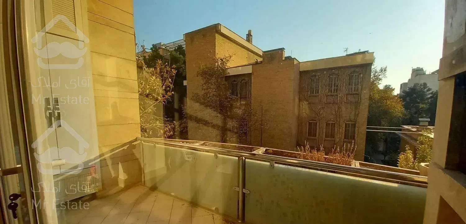 آپارتمان ۱۷۵متر/۳خواب/گلستانها/۲پارکینگ فول فرنیش