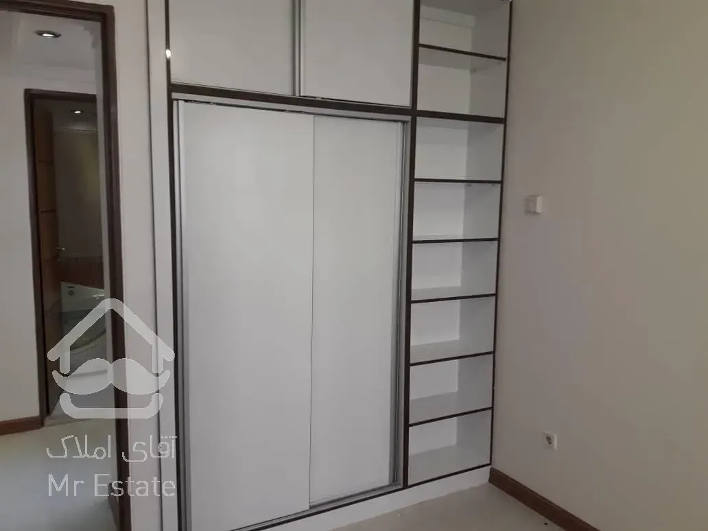 آپارتمان ١١٠ متري علامه جنوبي