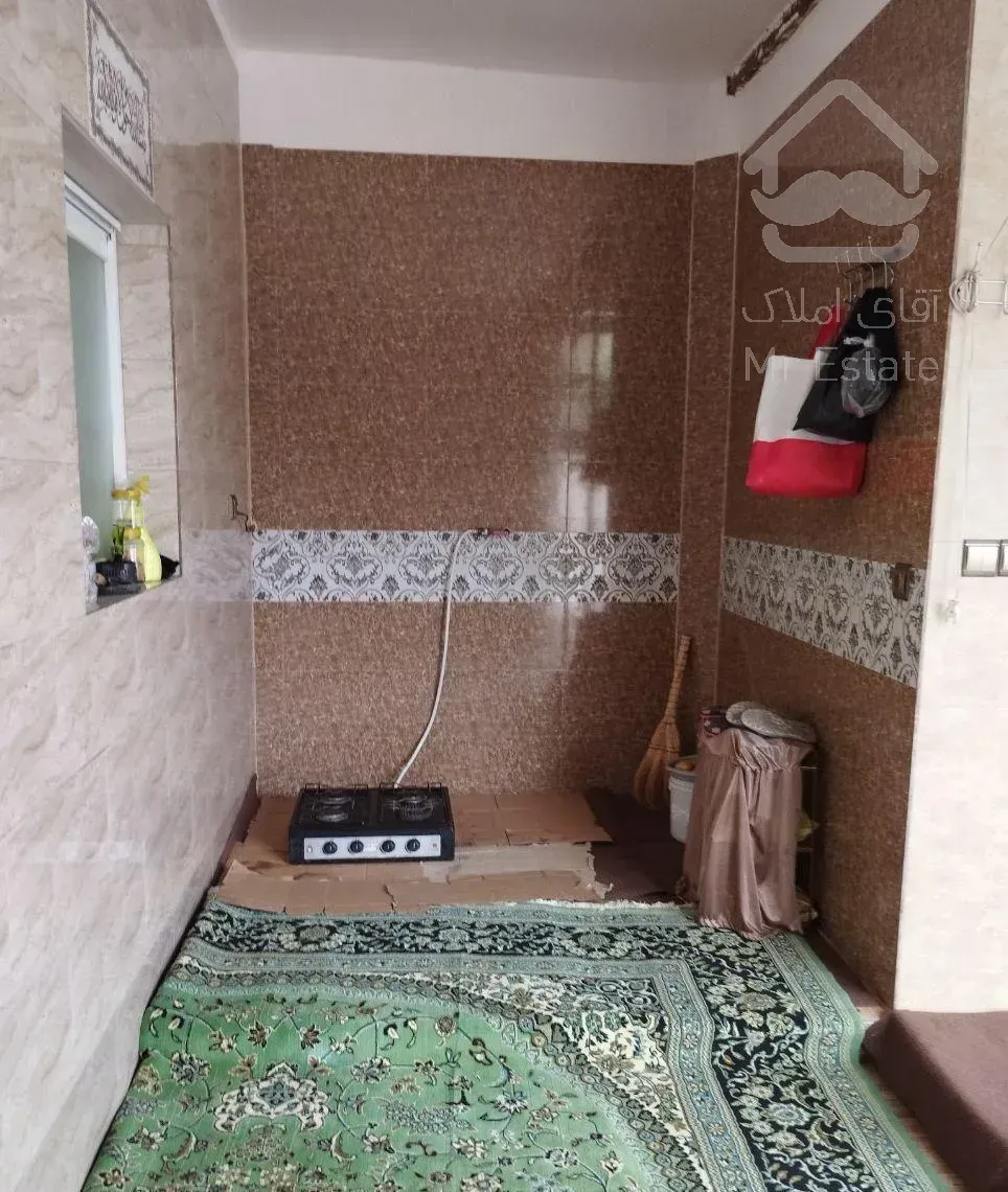 ویلا فلت ۲۴۰ متری ،بافت مسکونی. سه انشعاب نصب