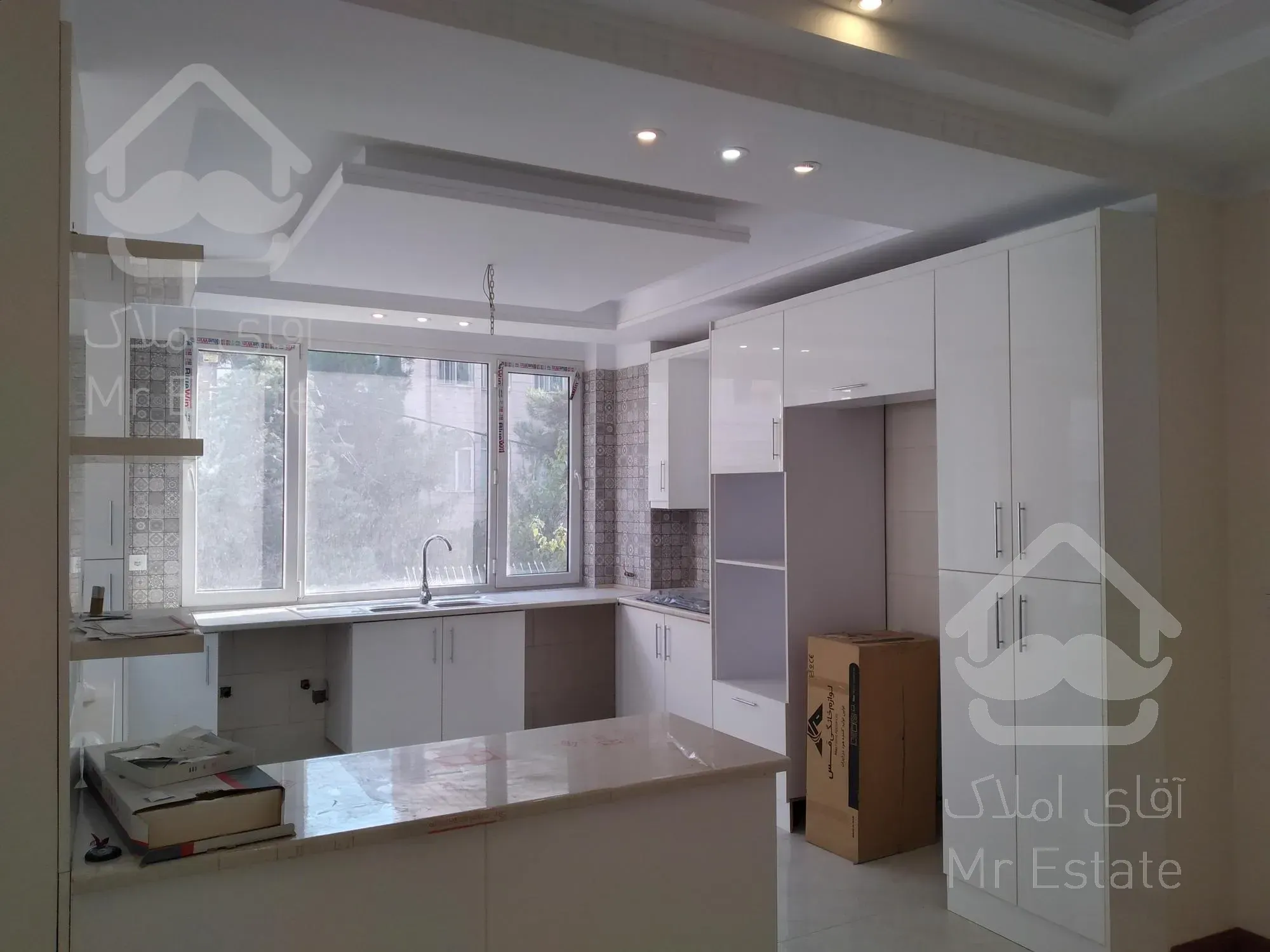 فروش اپارتمان ۱۷۰متری کلیدنخورده تک واحدی در ایت الله کاشانی