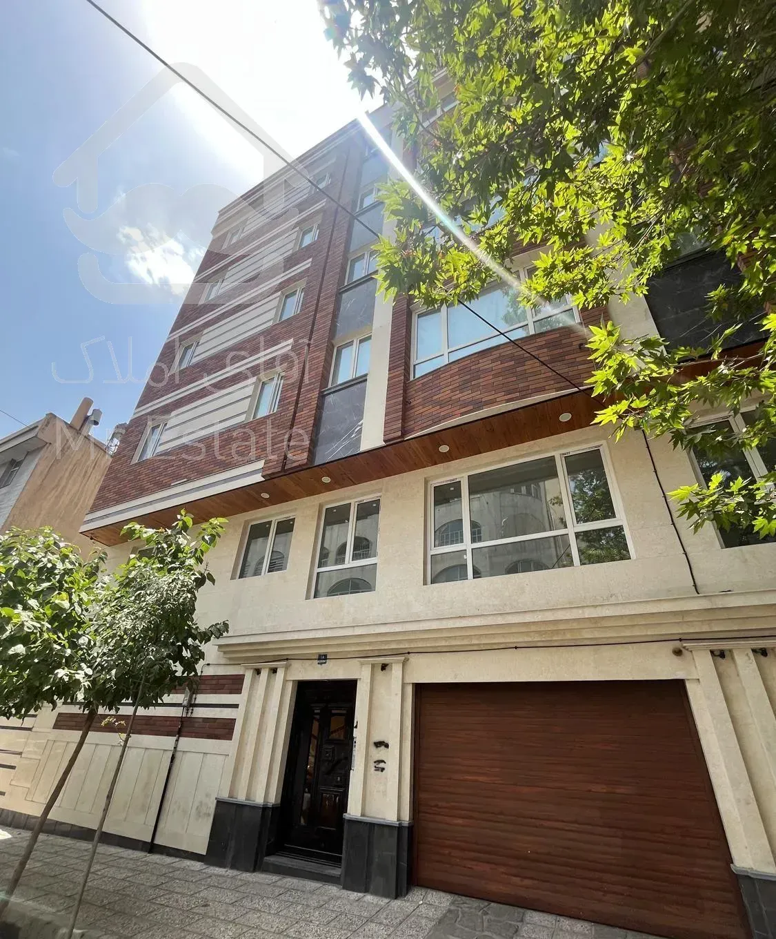 ۱۳۱متر ۳خواب/تک واحدی /طبقه پنجم (هخامنش  کیا)