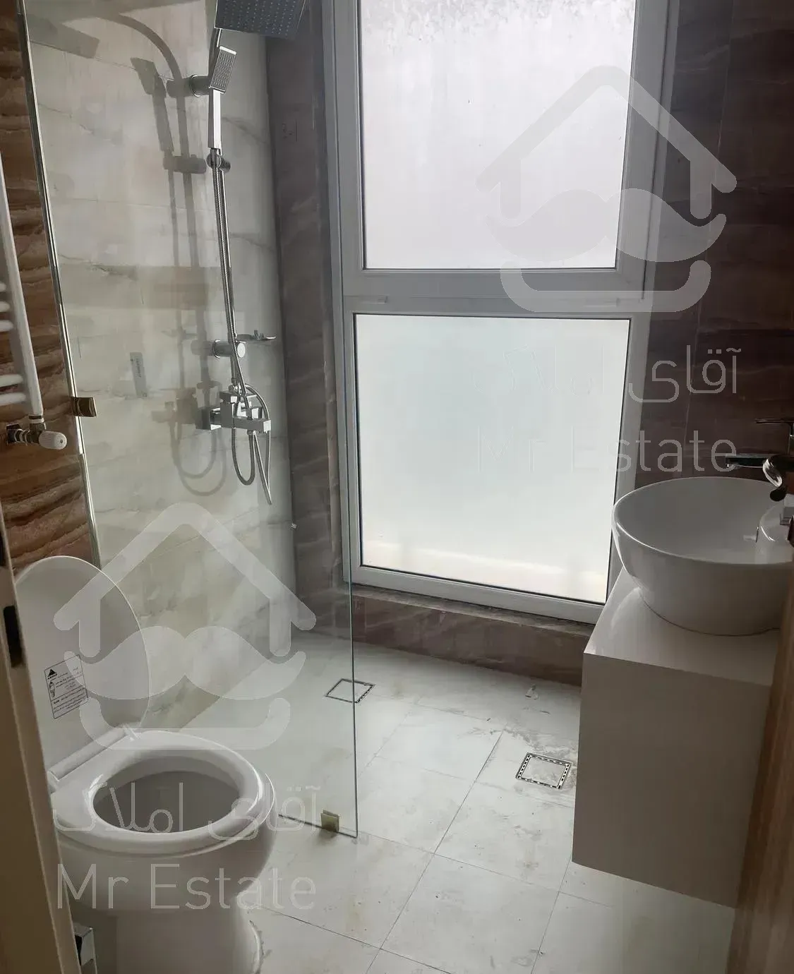 ۸۵ متر ۲ خواب برج باغ برند روزبه *طبقه ۱۰*