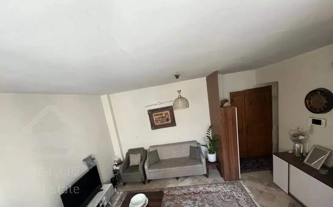 اپارتمان۴۱متری/فول بازسازی/گذراصلی۱۲متری