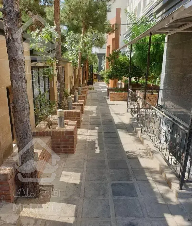 ۸۳ متری  شیک واقع در برج افرینش