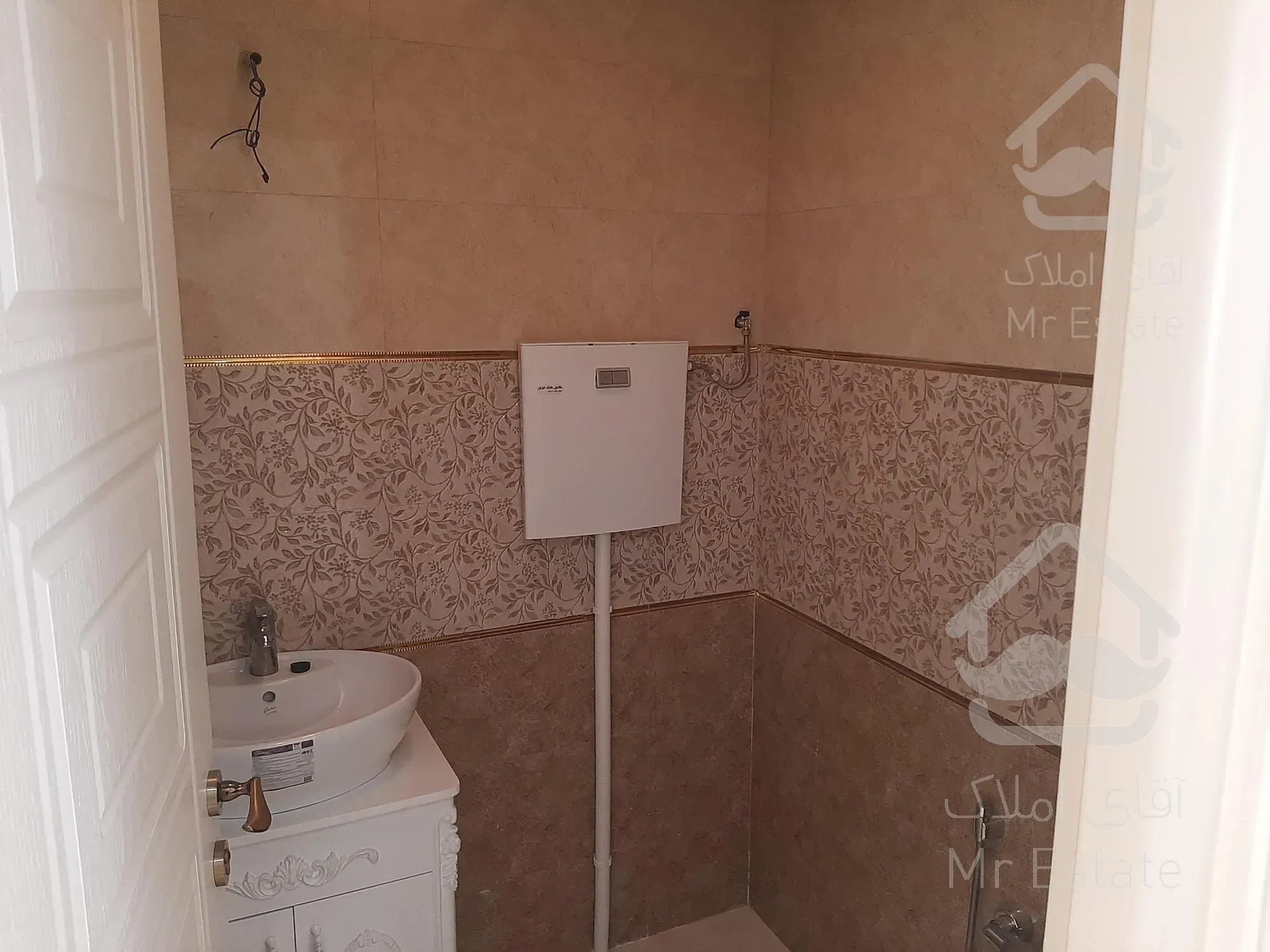 ۱۲۶متر تک واحدی نوساز