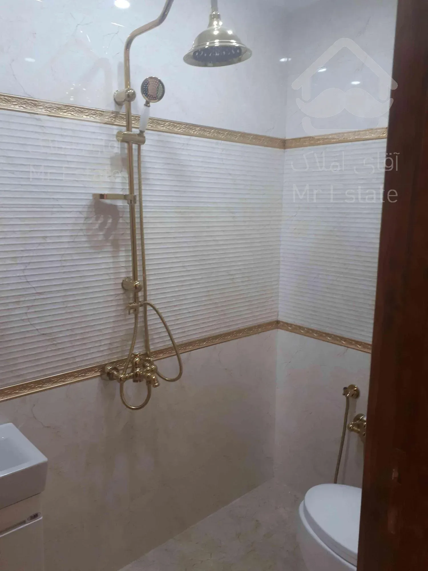 ۱۳۳ متر تک واحدی فردوس شرق