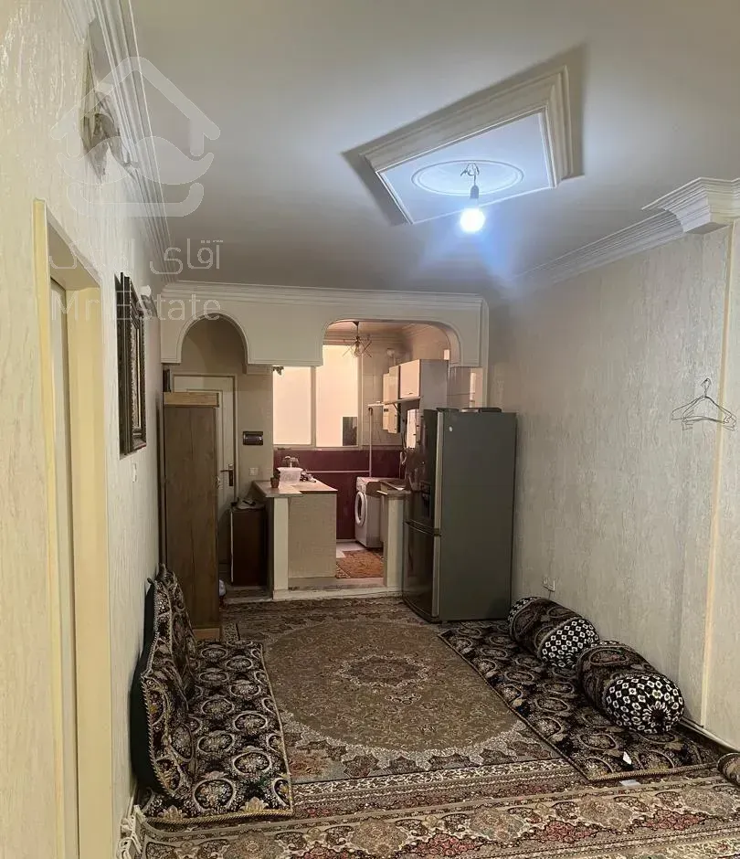 ۴۲متر/خوش نقشه/پارکینگدار/بمب سرمایه