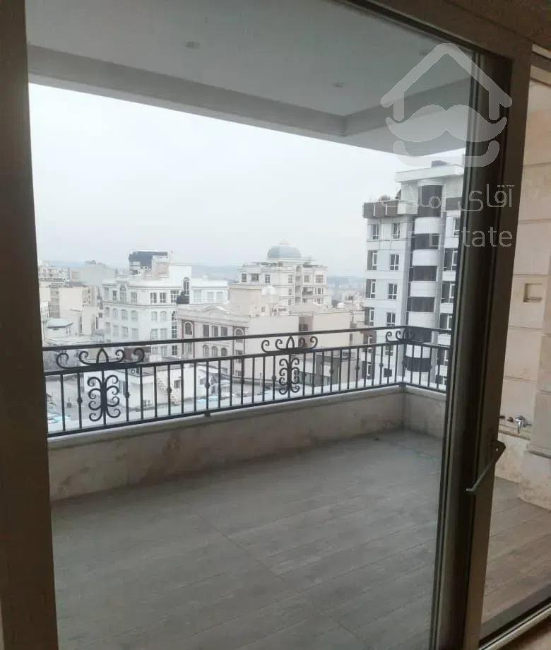 بوکان/۱۸۰متر/ویو شهر/تراس قابل چیدمان