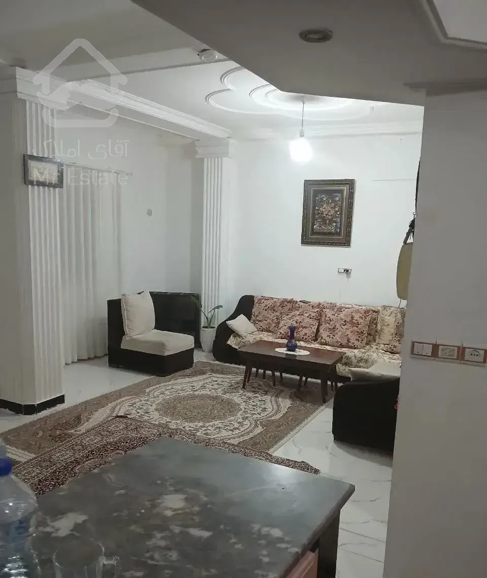 آپارتمان ۸۵ متری پارکینگ دار