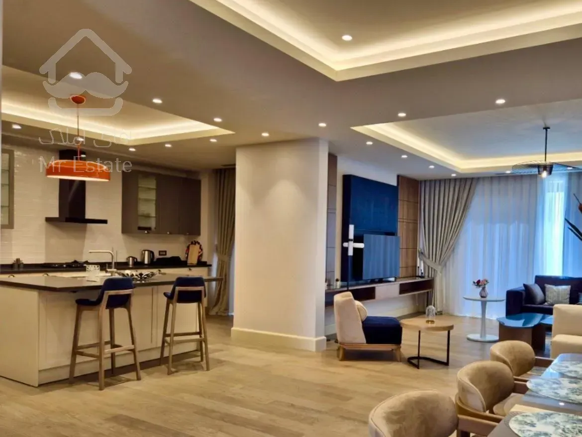 ۱۵۰ متر آپارتمان(استخر،سونا،فعال)دارای تراس بزرگ