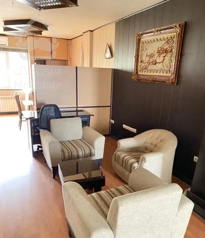 ۴۸متری مسکونی یه اتاق طبقه اول (خیابان پلیس)