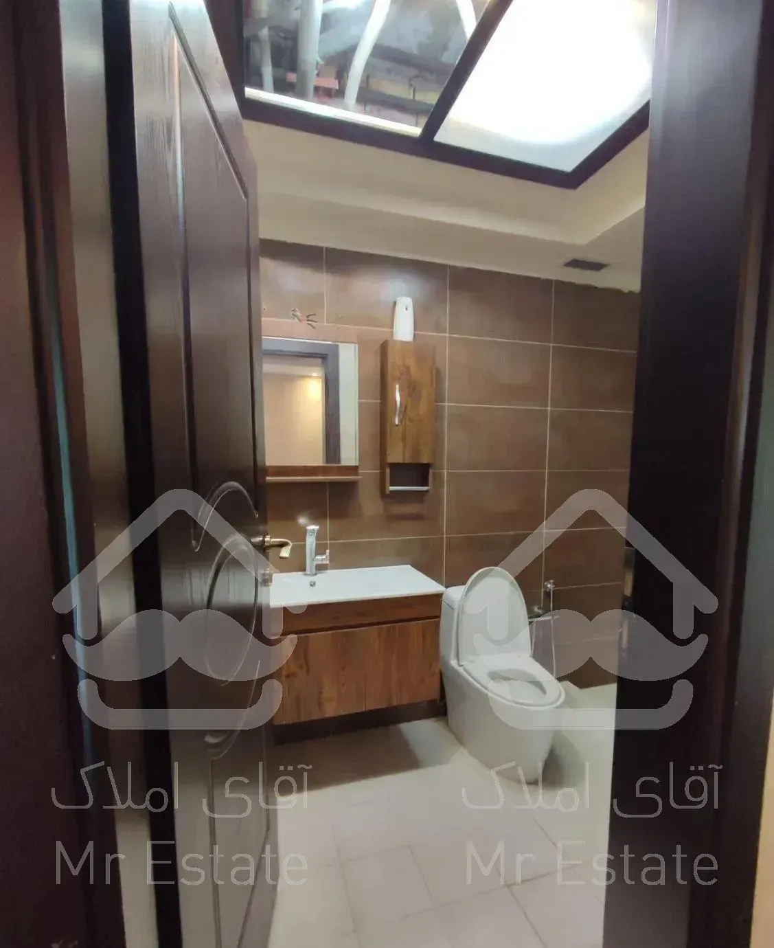 ۱۴٠ متری فول مشاعات کامرانیه جنوبی