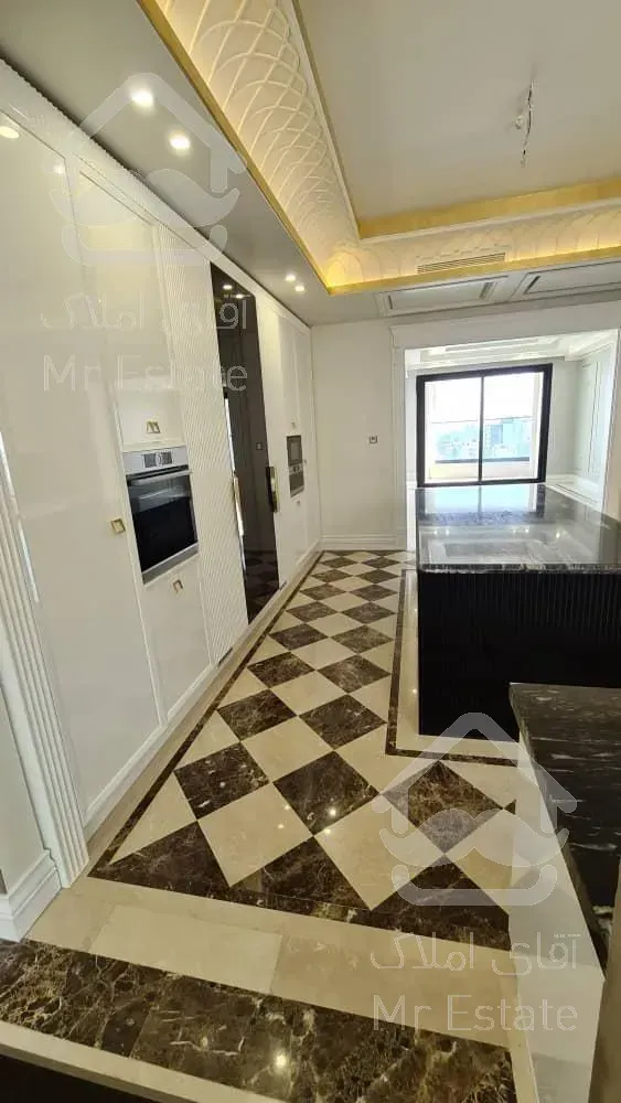 ۳۳۰ متر برج باغ زعفرانیه