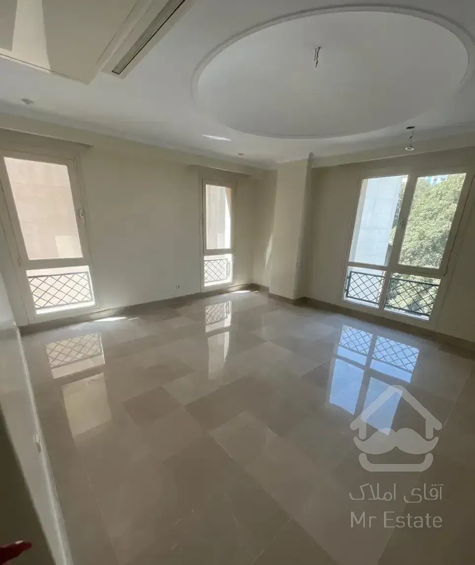 اجاره/۳۰۰متر/فرشته