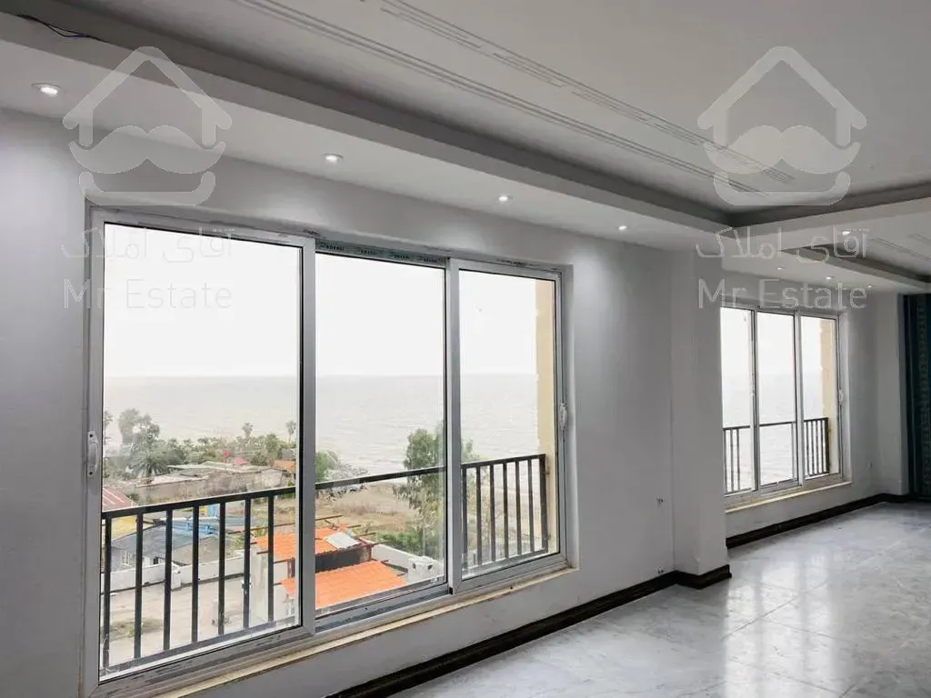 آپارتمان ساحلی طبقه ۱۲