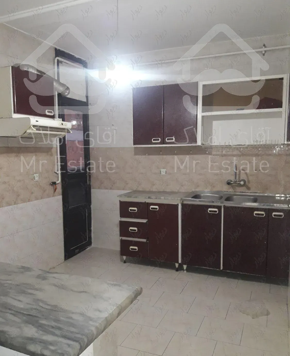 رهن و اجاره واحد در قرق خیابان یاس