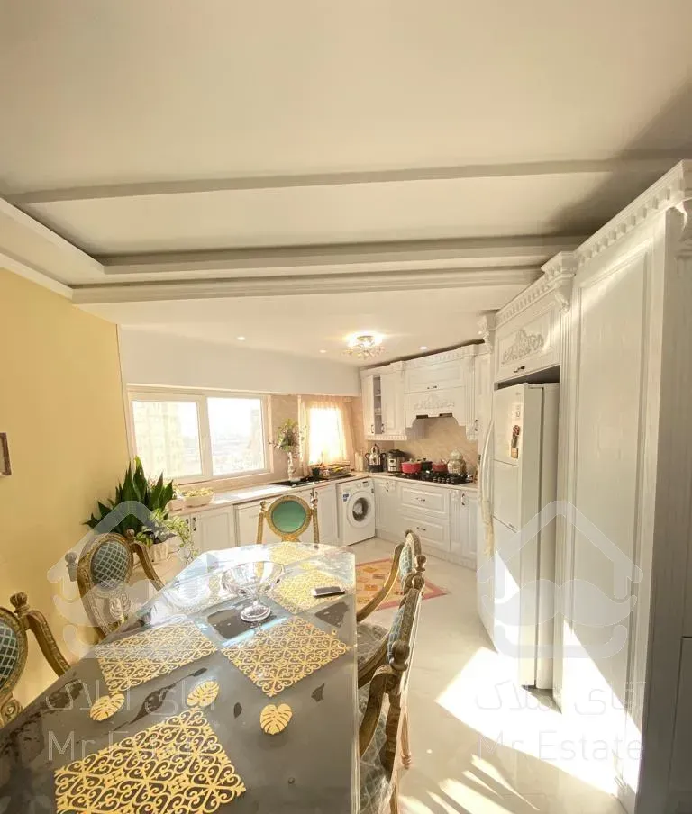 اپارتمان  نزدیکی دریاچه ی چیتگر