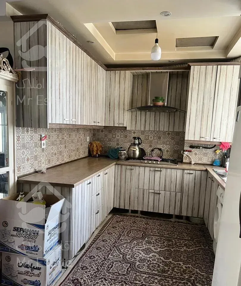 گلبرگ غربی،کرمان،۷۵متر،۲خ،فول نوساز