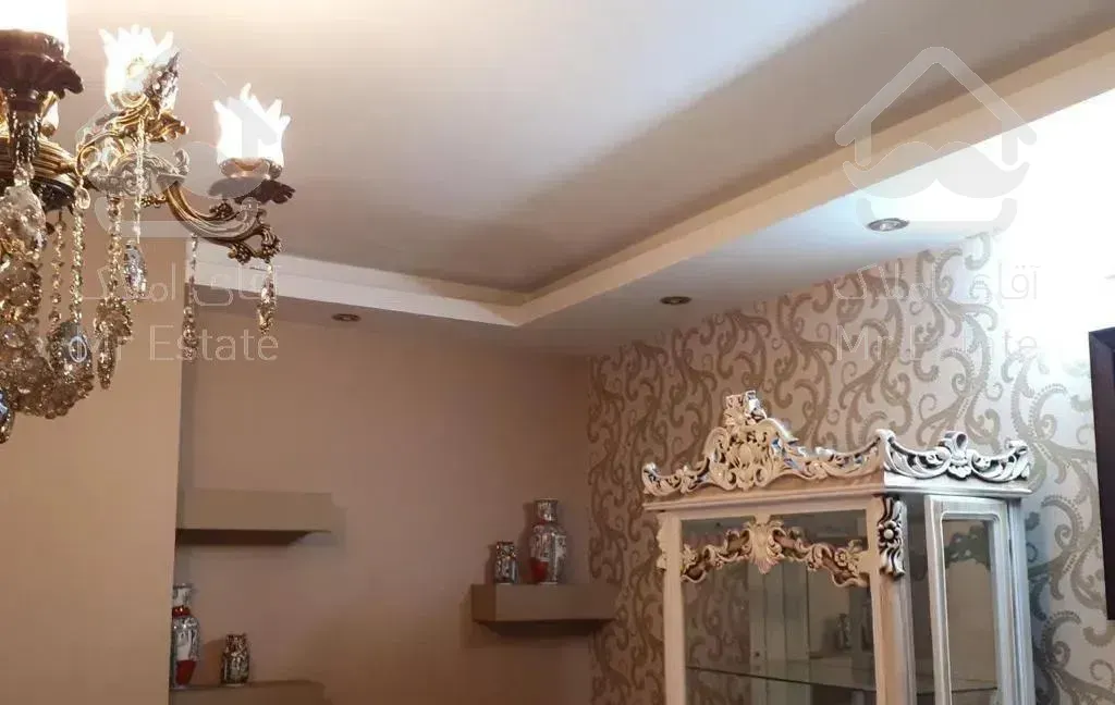 ۹۰ متر آپارتمان در فروغی