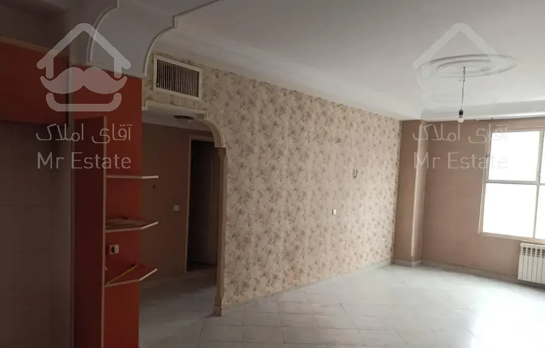 درختی 80متری با پارکینگ اختصاصی