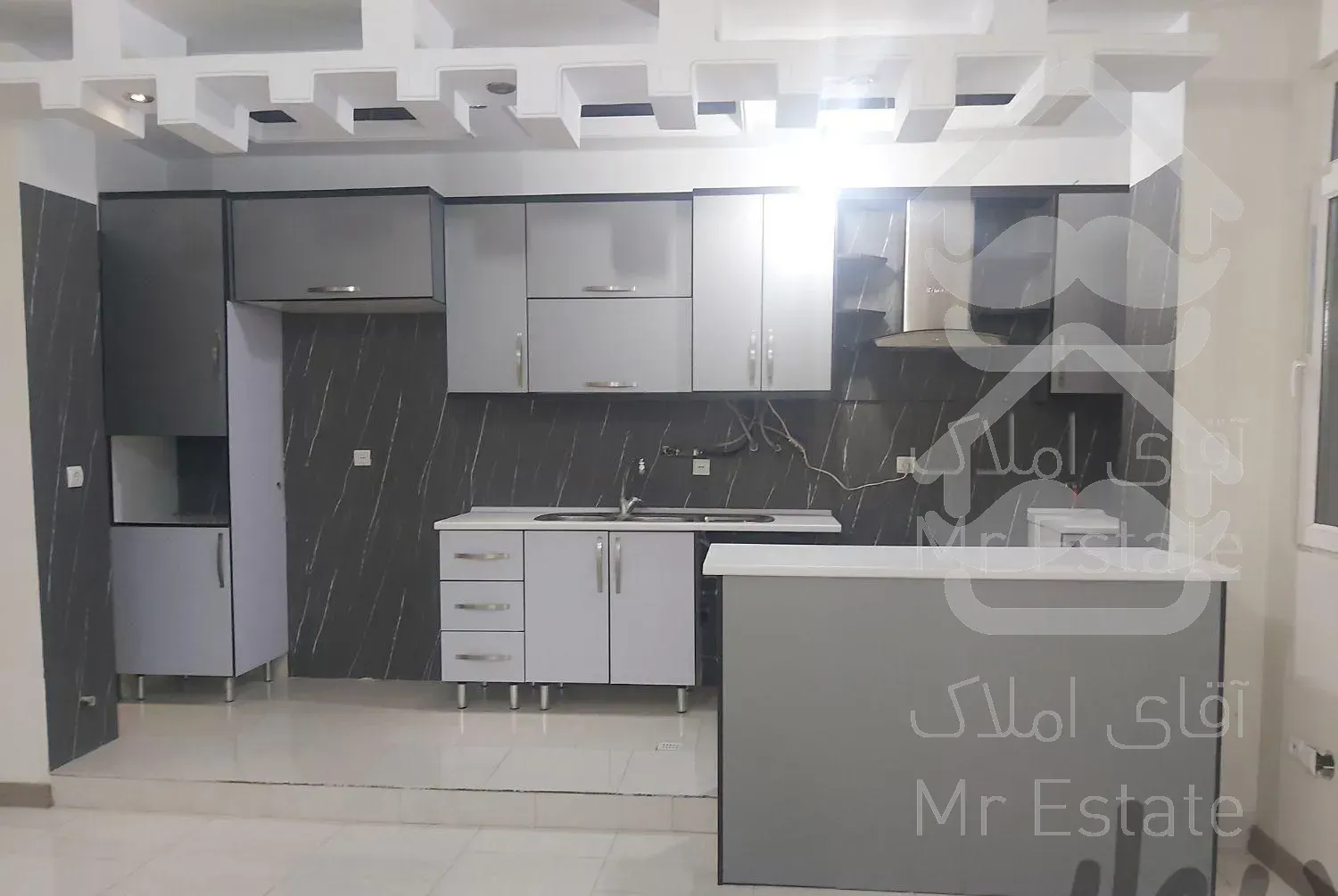 ۸۵متر۲خواب/خوش نقشه/طیب/تفرشی