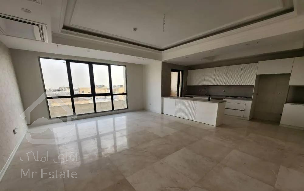 ۱۰۰ متری نوساز، خوش نقشه و غرق نور