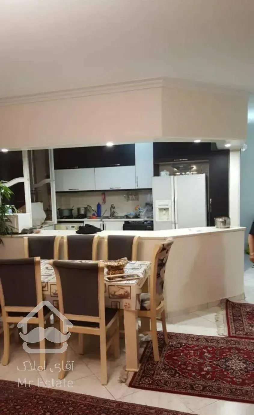 قلهک واحد ۱۲۸متری سه خواب