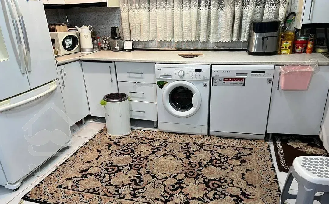 48متر * یک خواب * انباری * &nbsp;فروشنده واقعی