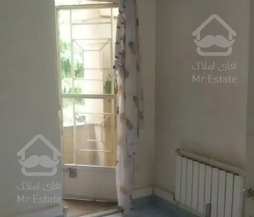 ۷۰ متر ۲ خوابه بیمه اکباتان