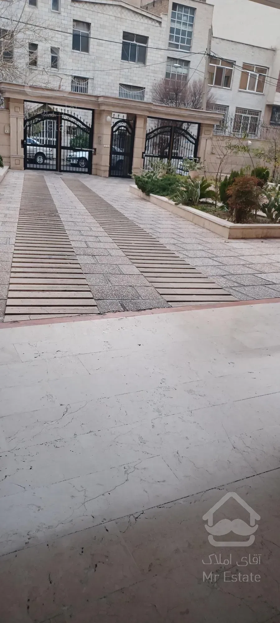 اجاره آپارتمان دو خوابه فول امکانات بلوار فردوس