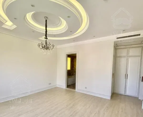 آپارتمان 270 متری فرشته برج باغ کلاسیک