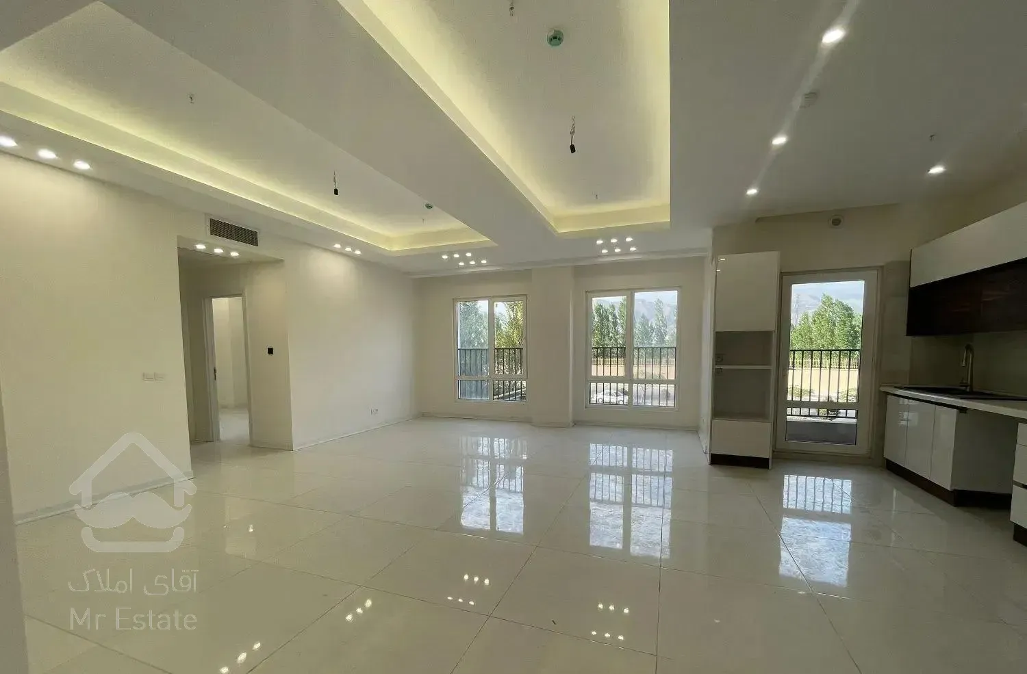 ۱۰۰متر/هتل‌مجتمع‌برندمیلان/روف‌بیلیارد‌PS5سینما