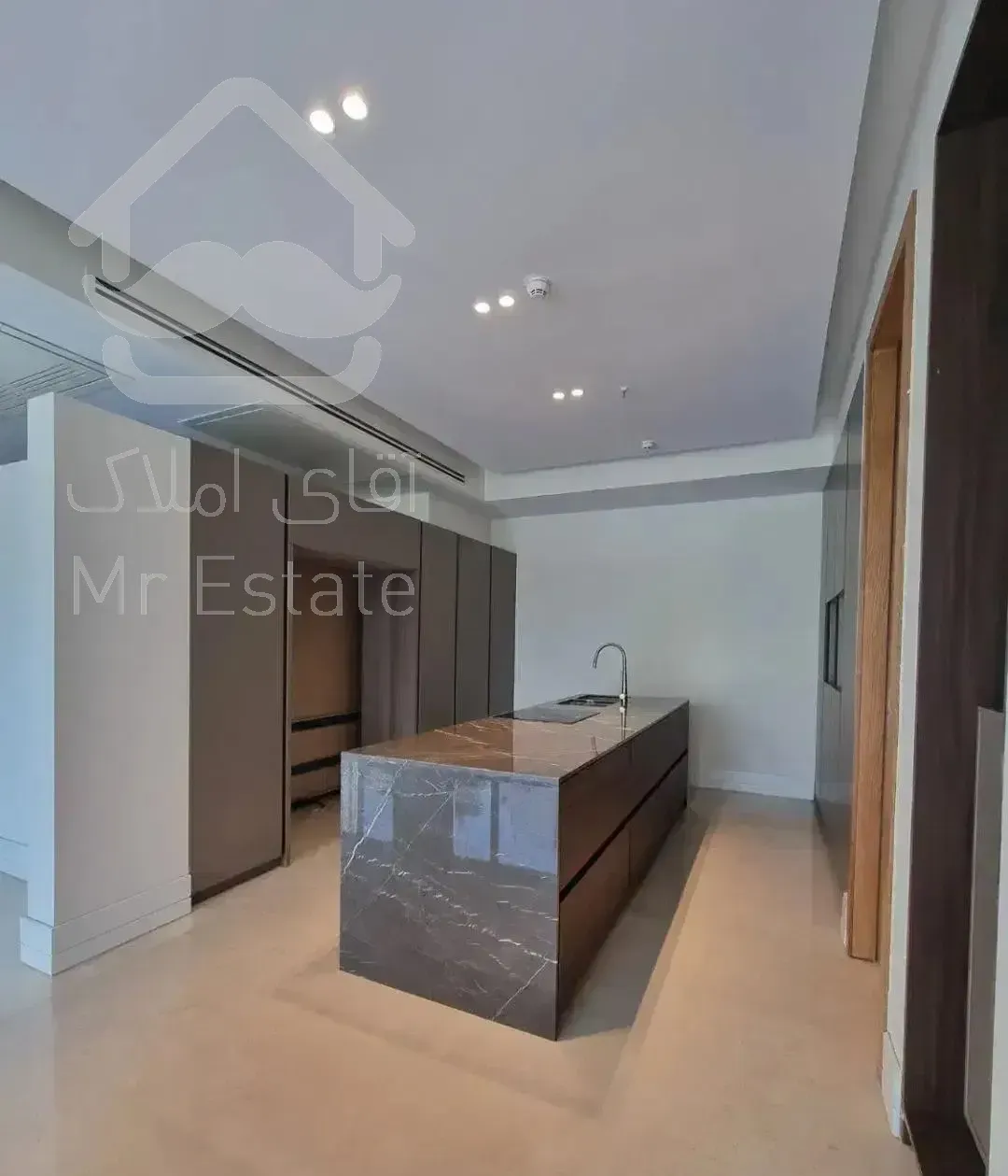 قصری مدرن و لوکس در تاپ لوکیشن اباذر