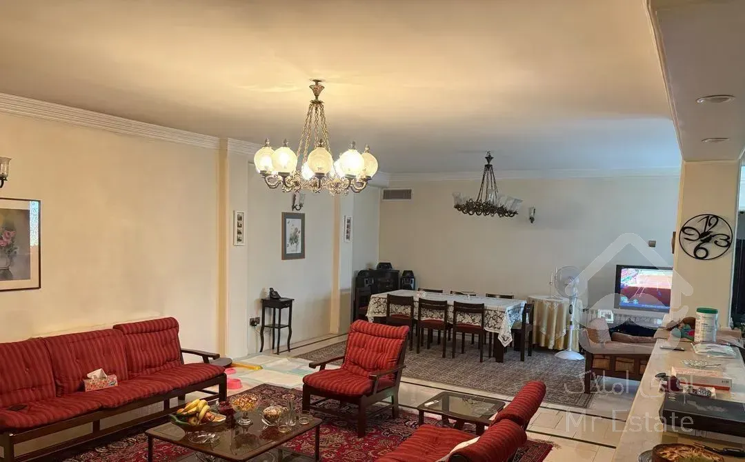 فروش آپارتمان ۱۵۶ متری ۳ خوابه همکف در آجودانیه