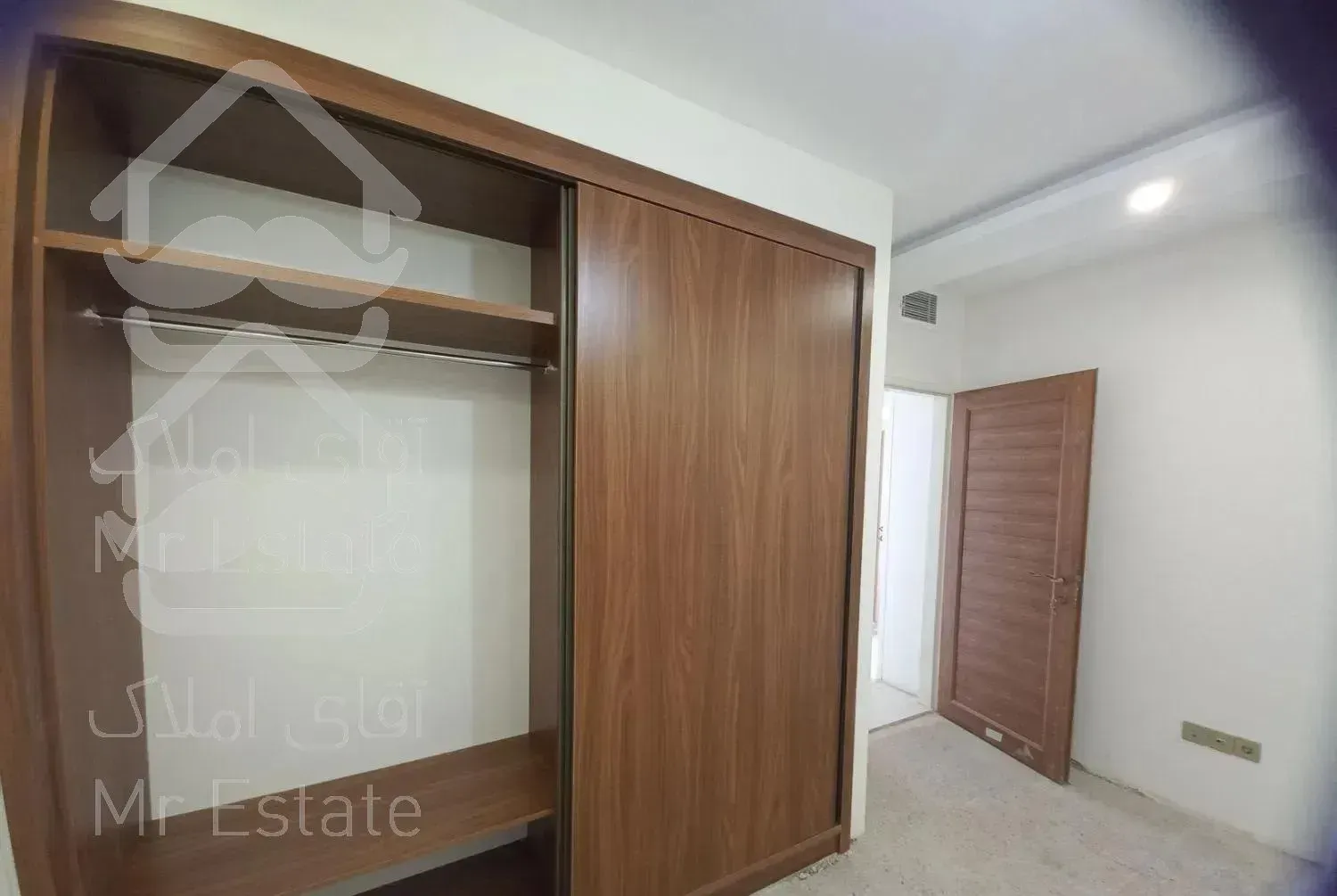 ۹۰ متر/نوساز کلید نخورده/میرزای شیرازی/ ورودی لابی