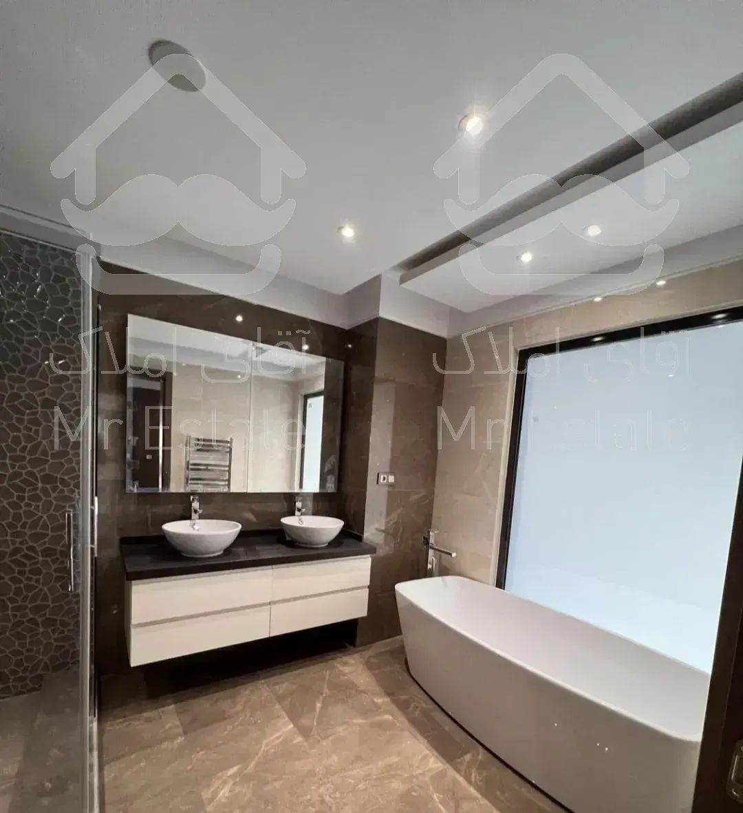 ظفر ۱۱۶ متر ۲ خوابه با امکانات