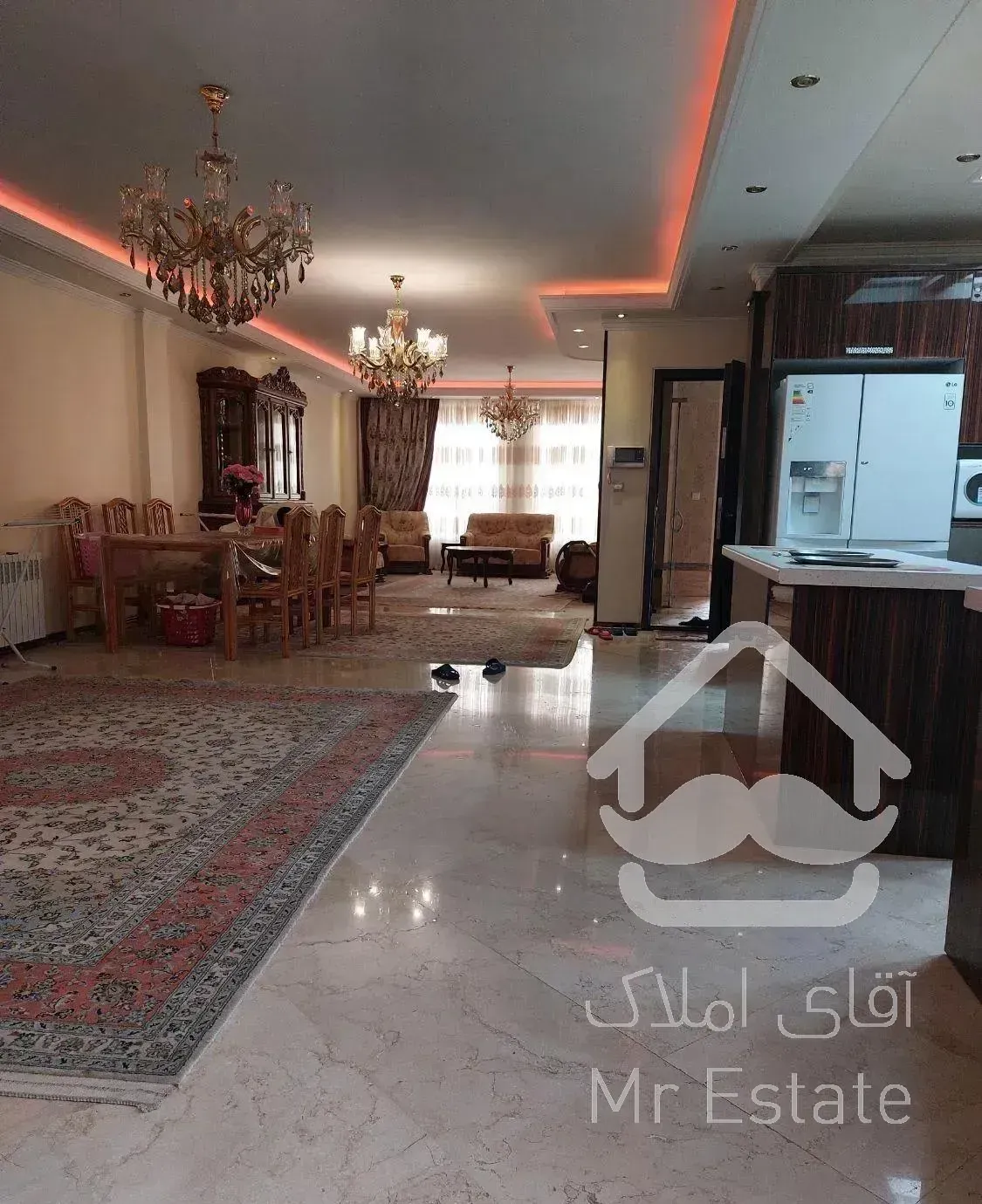 آپارتمان ۱۷۰ متر ۴ خواب تک واحدی