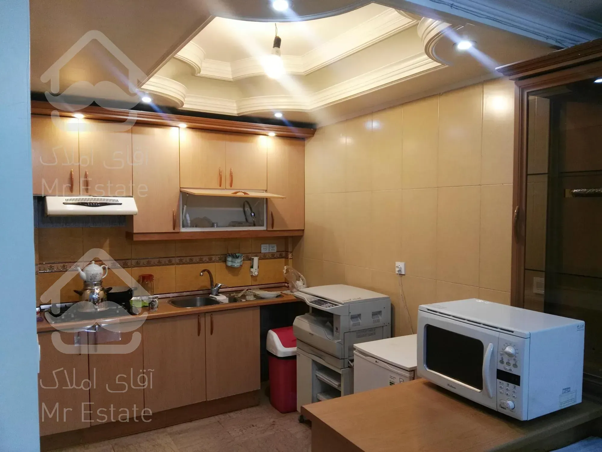 اجاره موقعیت اداری ۵۵ متری صادقیه