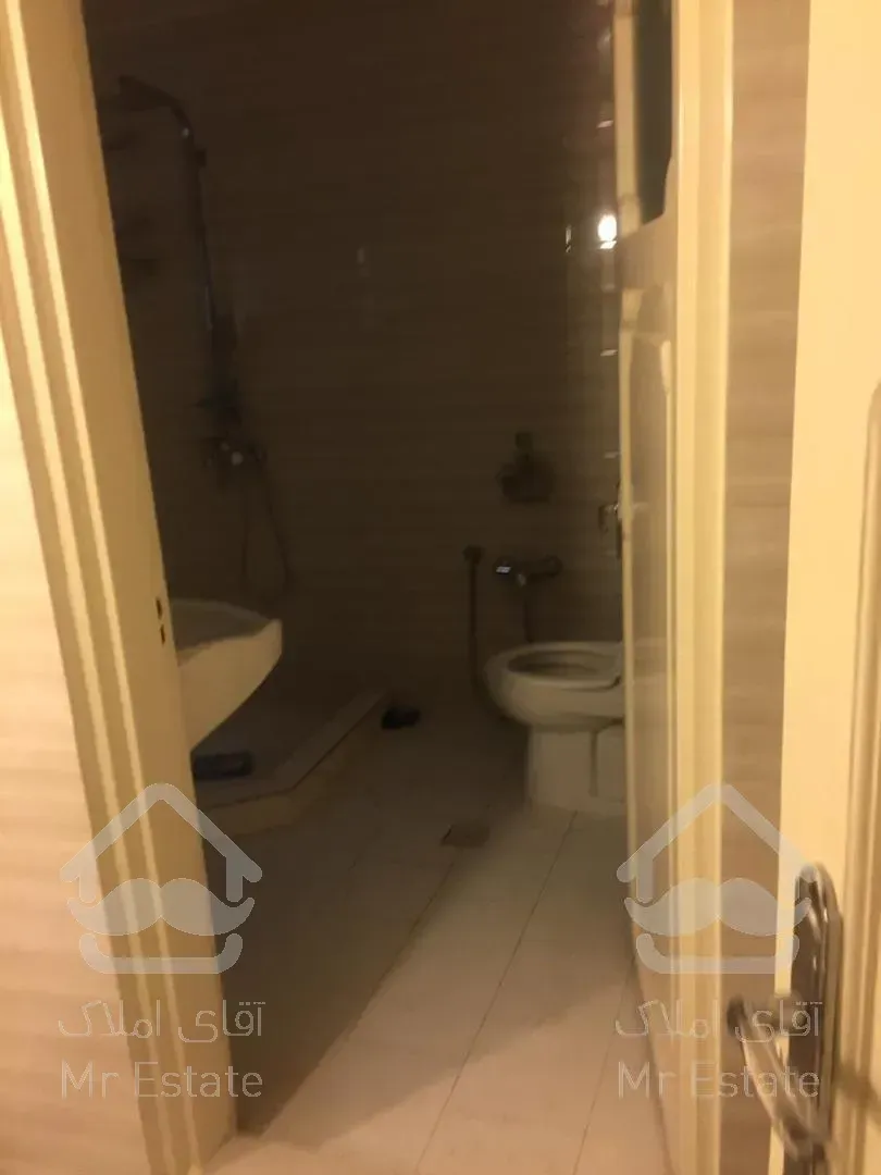 اجاره و رهن آپارتمان زعفرانیه 185  متر شیک