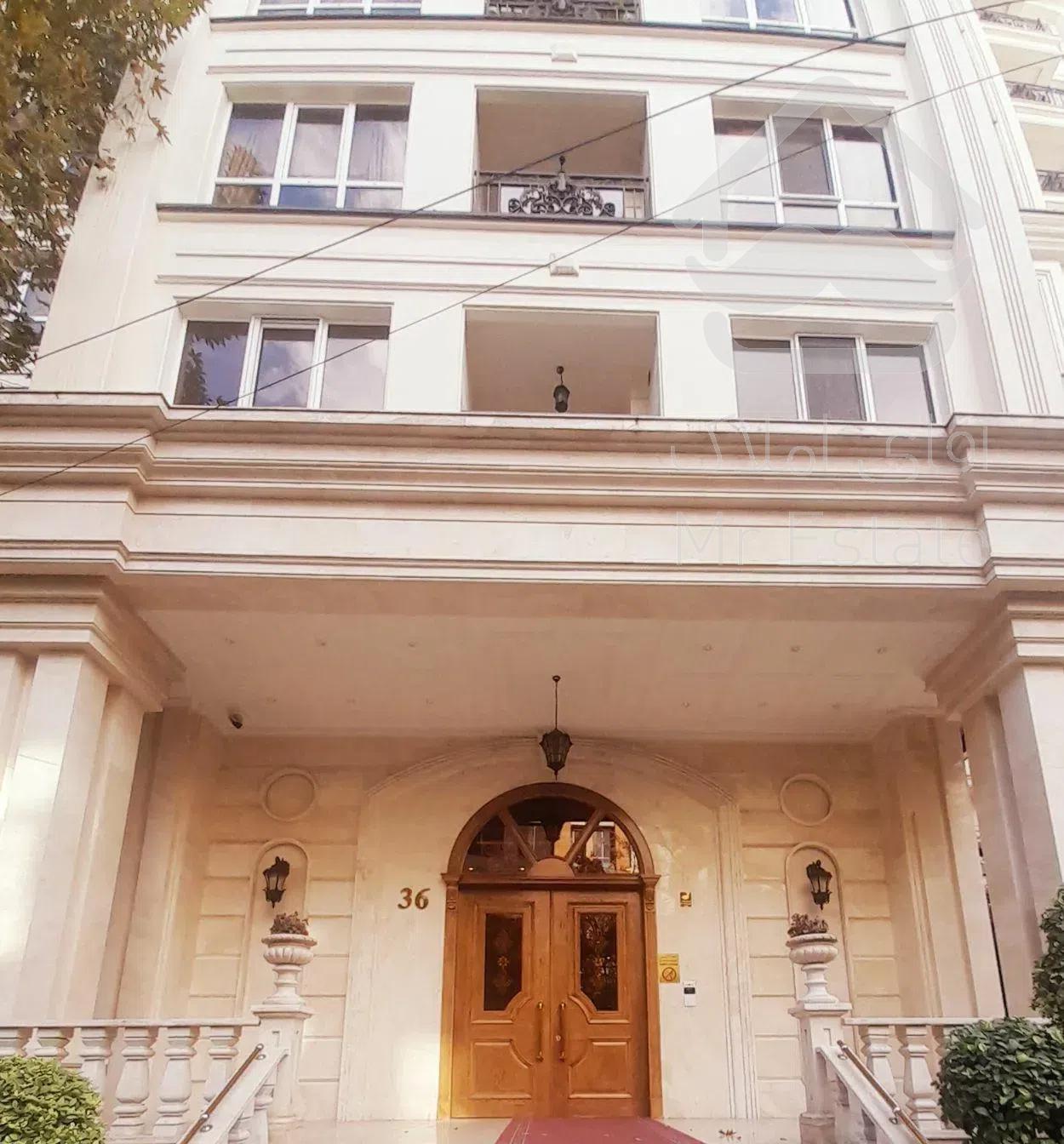 فرمانیه ۲۱۰متر ۳خواب تکواحدی طبقه آخر بدون تکرار