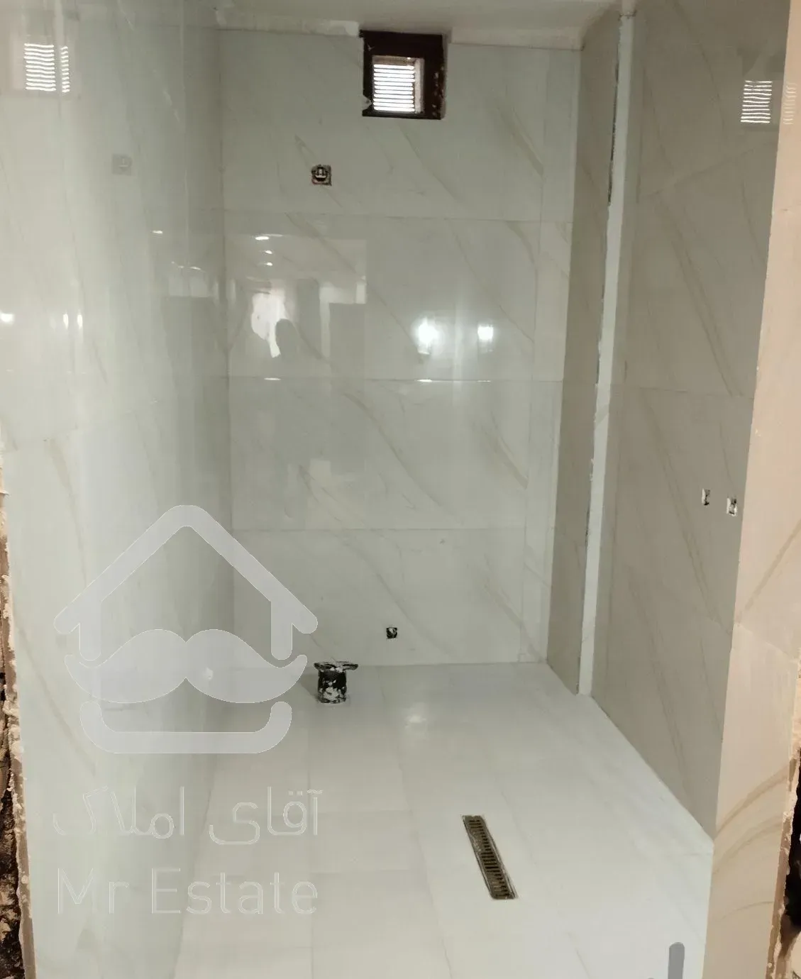 کاشی کاری سرامیک کاری موزاییک کاشی کار رفع نشتی