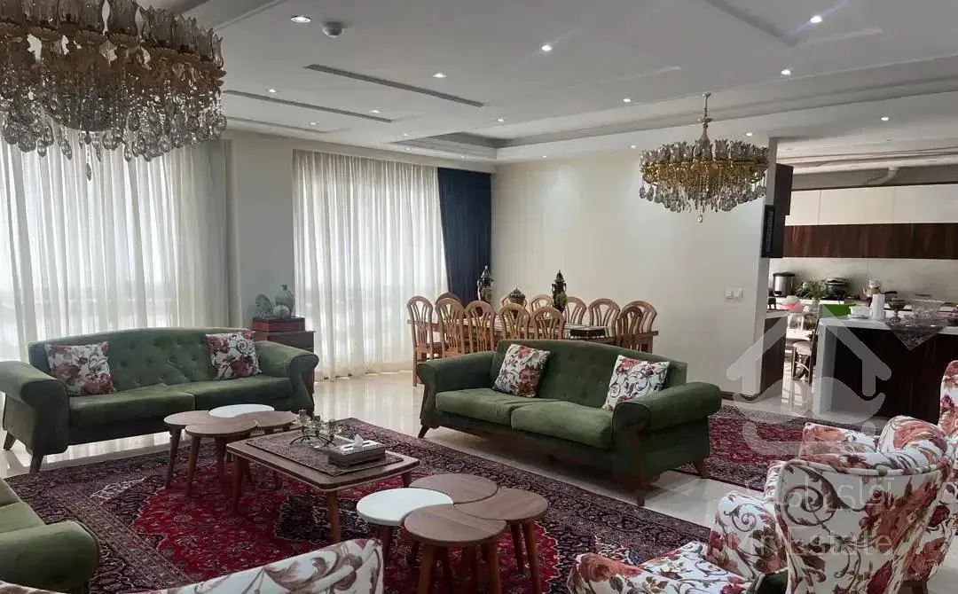 ۲۱۰ متر ۳ خوابه فول امکانات