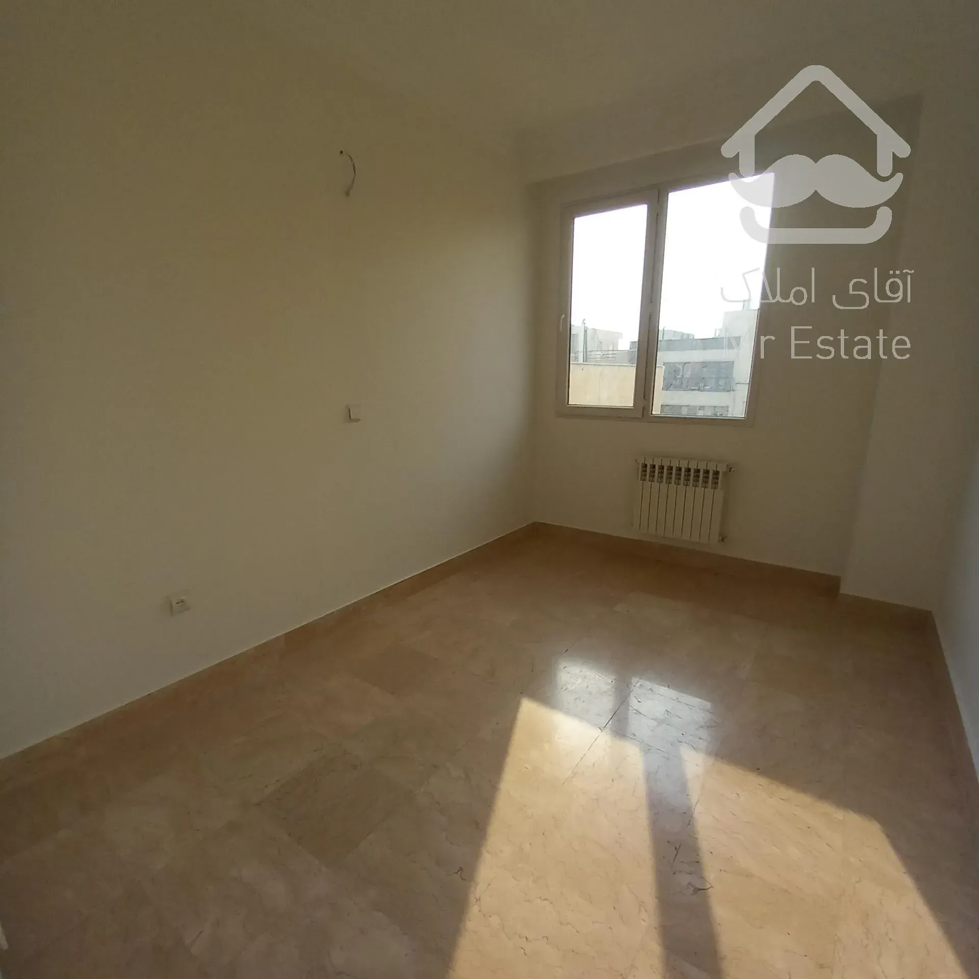 ۶۵متری تکخواب کم سن فول امکانات ویو دار آیت الله کاشانی