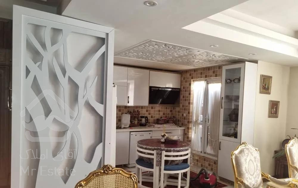 دبستان ۱۲۸ متر ۳ خواب ۵ ساله