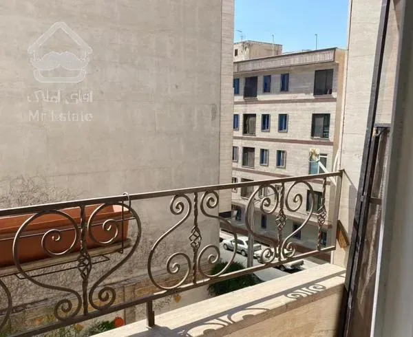 آپارتمان ۸۳ متری / ۲ خواب فول شیک / بیمه ۵