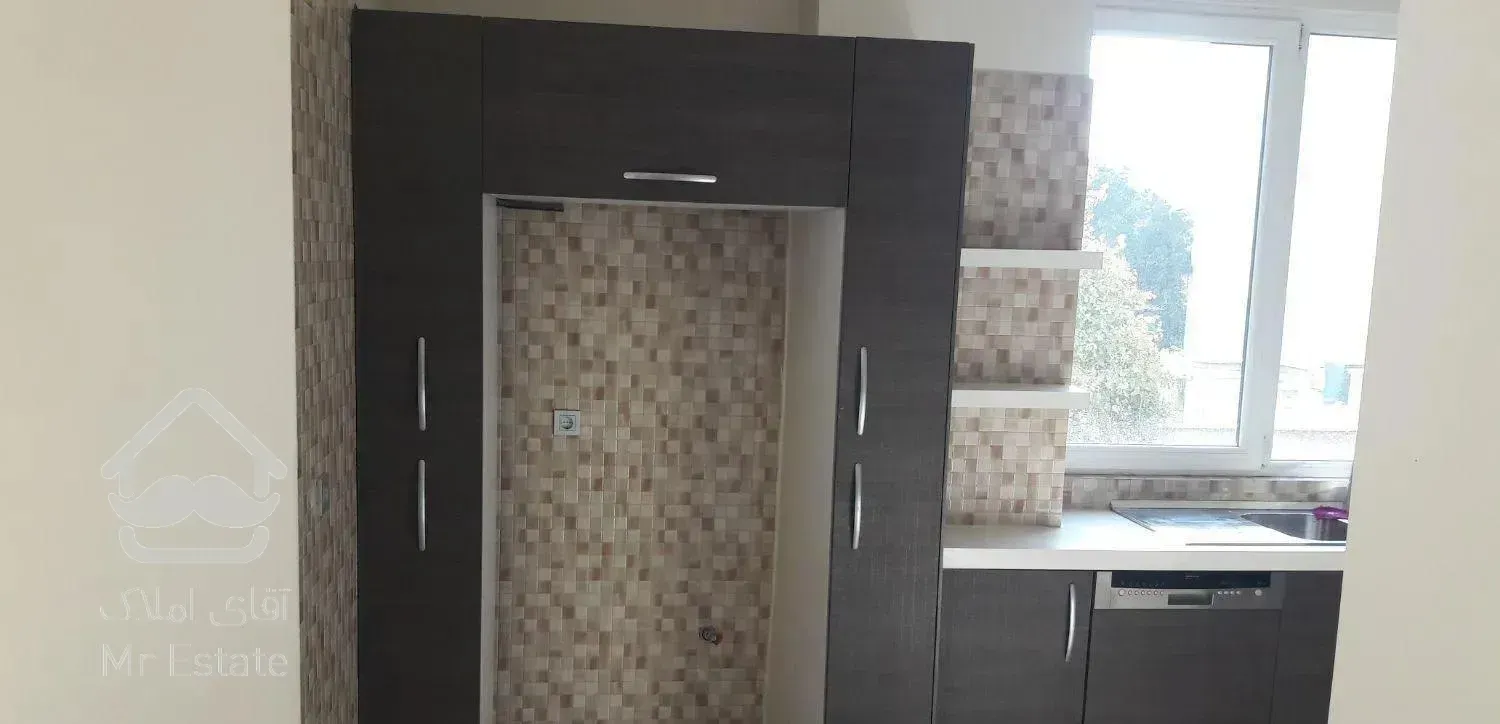 ۱۸۰متر ۲پارکینگ خوش نقشه وغرق در نور قلبه پاسداران