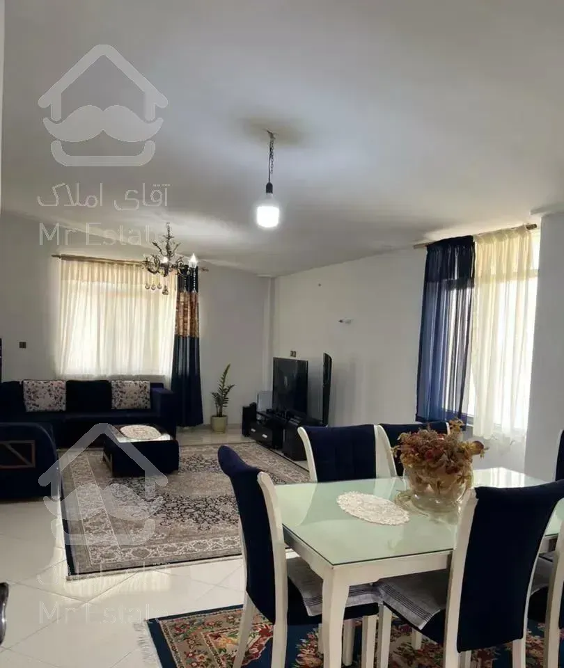 یک طبقه از خانه ویلایی