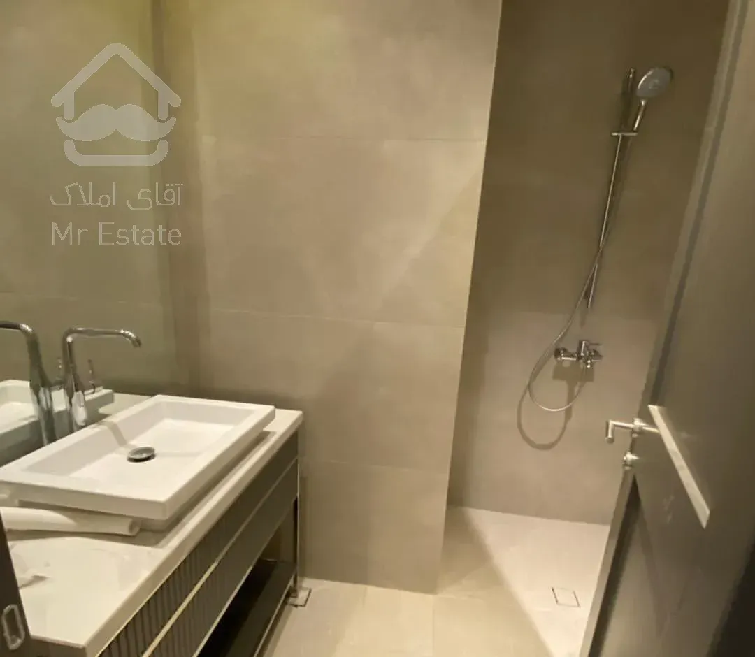 ۲۰۳ متر/۳ خوابه /فرعی دنج