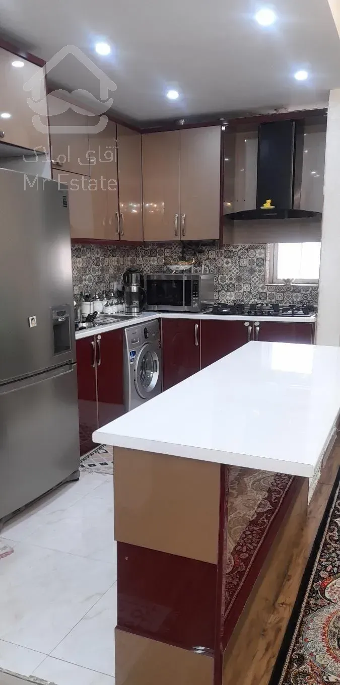 اپارتمان بازسازی شده ۷۲متری دوخواب ،روبه خیابان